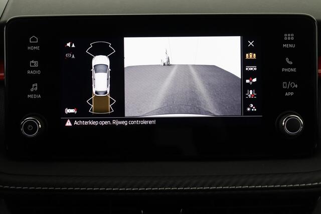 Skoda Fabia MONTE CARLO 1.0 TSI DSG MONTE CARLO 1.0 TSI DSG + CARPLAY + CAMERA + PDC + ALU 16