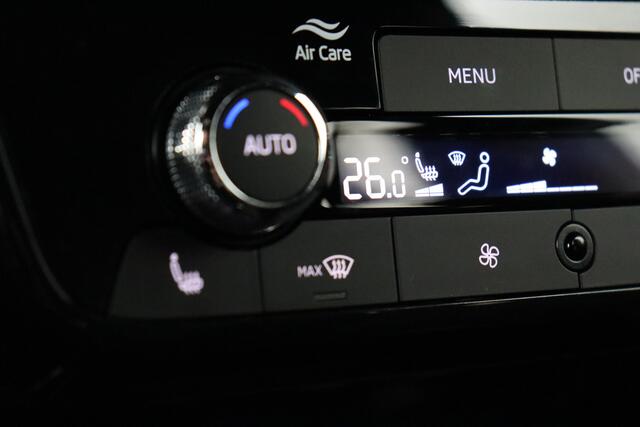 Skoda Fabia MONTE CARLO 1.0 TSI DSG MONTE CARLO 1.0 TSI DSG + CARPLAY + CAMERA + PDC + ALU 16