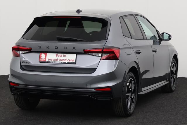 Skoda Fabia MONTE CARLO 1.0 TSI DSG MONTE CARLO 1.0 TSI DSG + CARPLAY + CAMERA + PDC + ALU 16