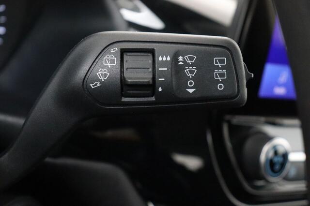 Ford Fiesta 1.1i COOL & CONNECT 1.1i COOL &amp; CONNECT + GPS + PDC + CRUISE