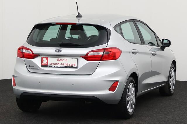 Ford Fiesta 1.1i COOL & CONNECT 1.1i COOL &amp; CONNECT + GPS + PDC + CRUISE
