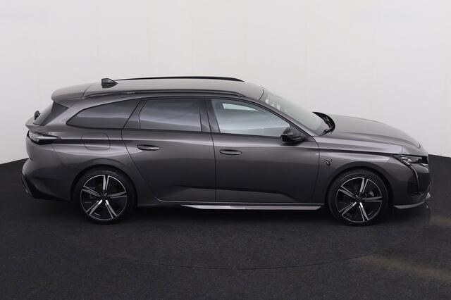 Peugeot 308 SW 1.2 PURETECH EAT8 - GT SW 1.2 PURETECH EAT8 - GT + A/T + GPS + ALCANTARA + CAMERA + PDC + CRUISE + ALU 18