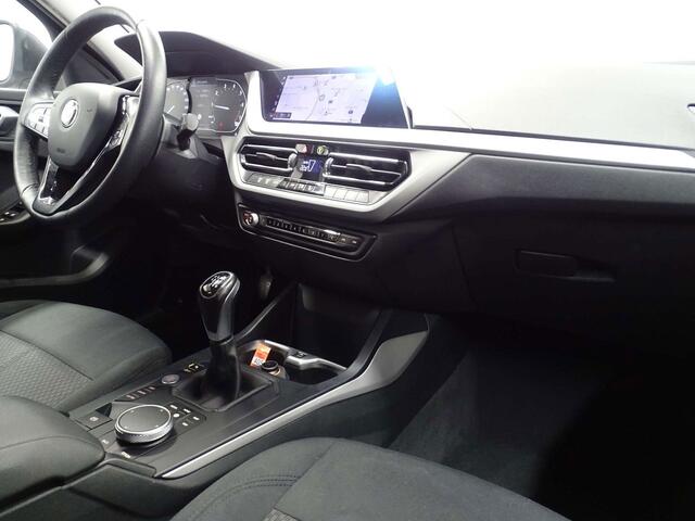 BMW 1-Serie 118 i Hatch New NAVI PRO-PARKING-CRUISE