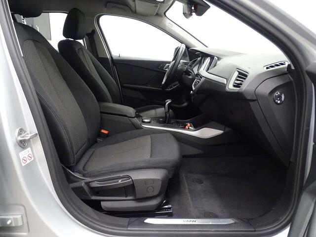 BMW 1-Serie 118 i Hatch New NAVI PRO-PARKING-CRUISE