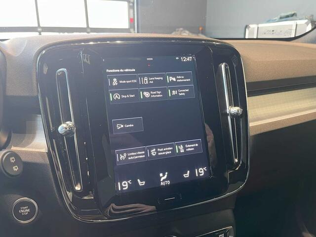 Volvo XC40 Core, T2 Automatique Mild Hybrid, Essence