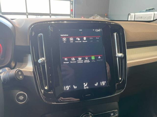 Volvo XC40 Core, T2 Automatique Mild Hybrid, Essence