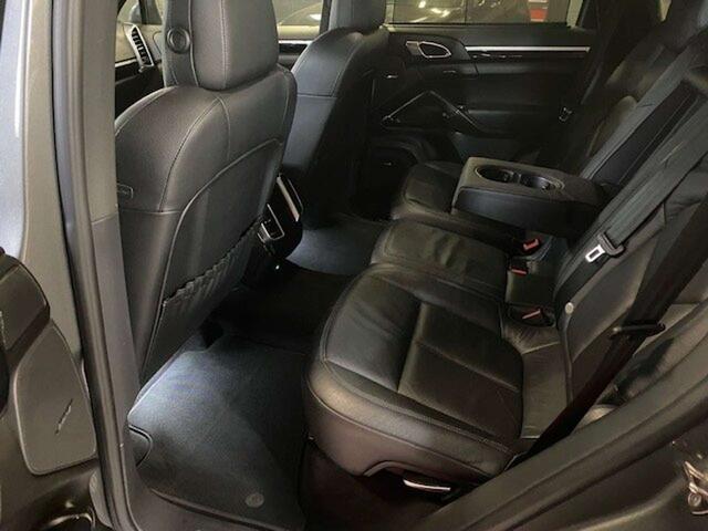 Porsche Cayenne 3.0 Platinum EditionPACK GTS12 MOIS DE GARANTIE