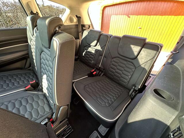 Ford S-MAX 2.0 TDCi Vignale 7 zitplaatsen,1 jaar garantie