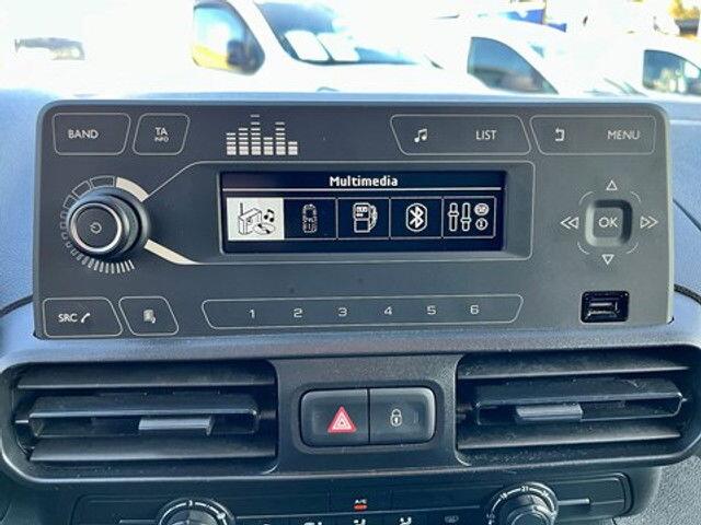Citroen Berlingo 1.5D 76PK L1Sensoren achterBluetoothAirco