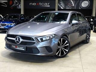 MERCEDES-BENZ A-KLASSE 180 d 7GTRONIC *FULL LED-NAVI-WIDESCREEN-PARKTRONIC*