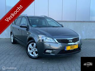 KIA CEE D cee'd Sporty Wagon 1.4 NAP AIRCO CRUISE CARPLAY NAVI LED