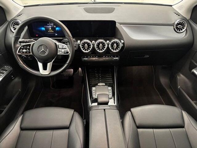 Mercedes-Benz B-Klasse 180 Business Solution Luxury 7G-DCT Leder GPS Camera Sfeerverlichting Led Alu