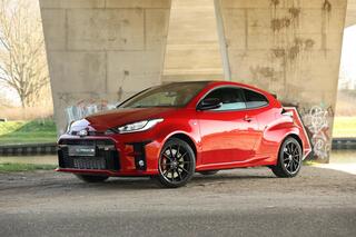 TOYOTA YARIS 1.6 GR Premium