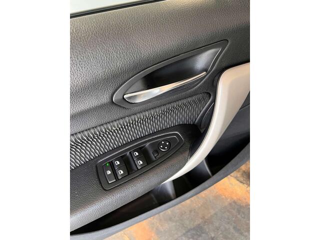 BMW 1-Serie 118 d  CLIM  RADARS  XENON  ECRAN  CRUISE 