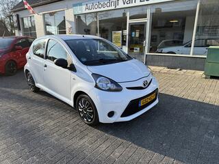 TOYOTA AYGO 1.0 VVT-i Now Airco, 5 drs, centrale deurvergrendeling op afstand, electrische ramen voor