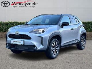 TOYOTA YARIS Dynamic Plus bi-tone cam nav s