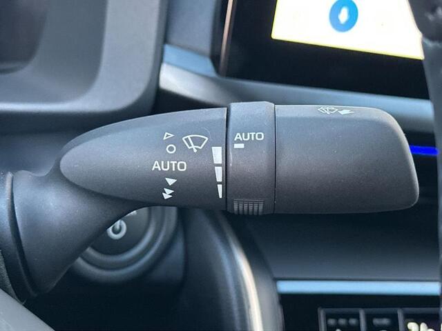 Toyota C-HR PREMIUM nav cam sens V/A