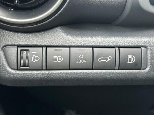 Toyota C-HR Plug-In Dynamic Plus Bi-Tone c