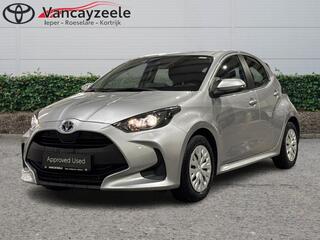 Toyota Yaris Dynamic cam apple carplay