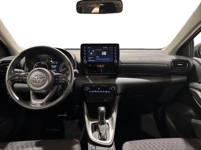 Toyota Yaris Dynamic cam apple carplay