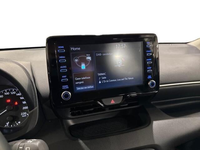 Toyota Yaris Dynamic cam apple carplay