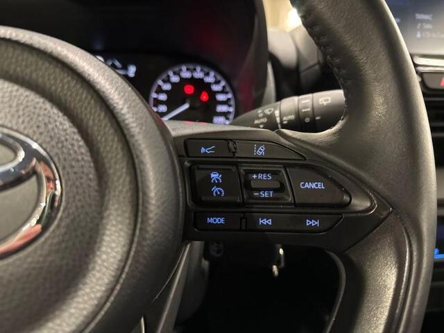 Toyota Yaris Dynamic cam apple carplay