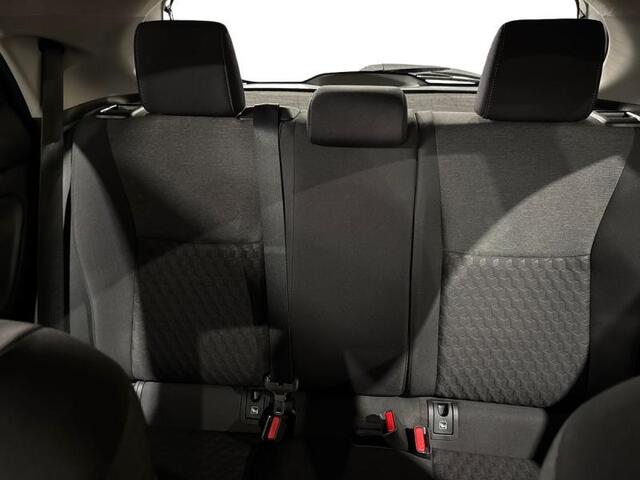 Toyota Yaris Dynamic cam apple carplay