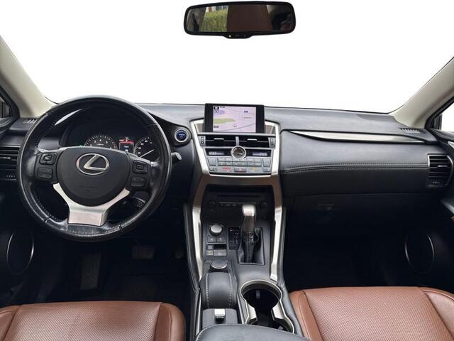 Lexus NX 300H EXECUTIVE LINE AFN. TREKHAAK c