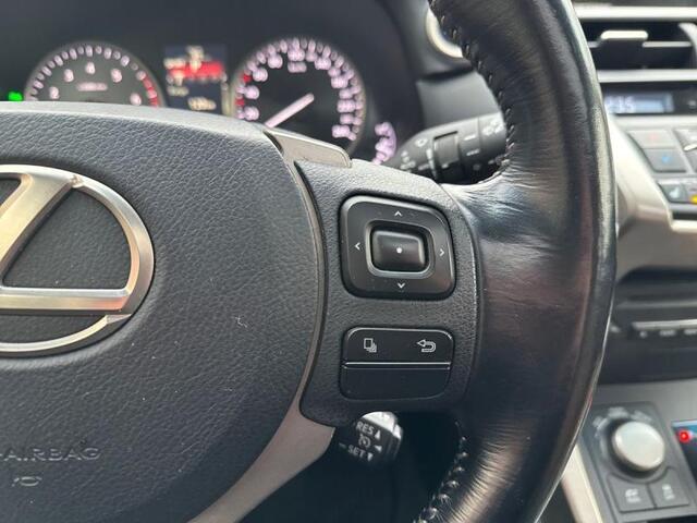 Lexus NX 300H EXECUTIVE LINE AFN. TREKHAAK c