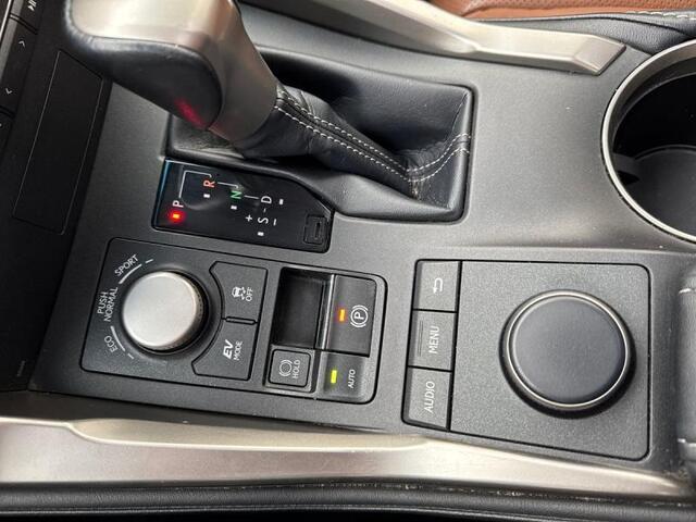 Lexus NX 300H EXECUTIVE LINE AFN. TREKHAAK c