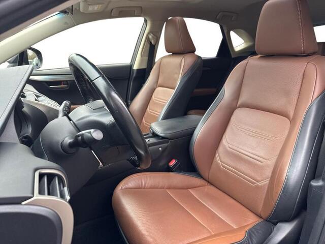 Lexus NX 300H EXECUTIVE LINE AFN. TREKHAAK c