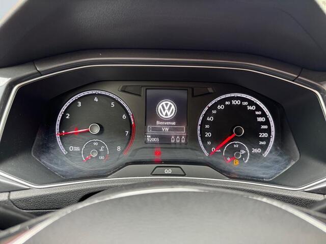 Volkswagen T-ROC CarplayCaméraAPS Av/ArClim auto