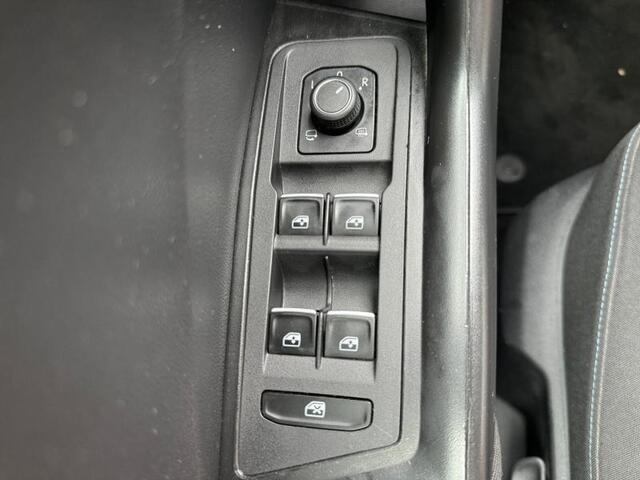 Volkswagen T-ROC CarplayCaméraAPS Av/ArClim auto