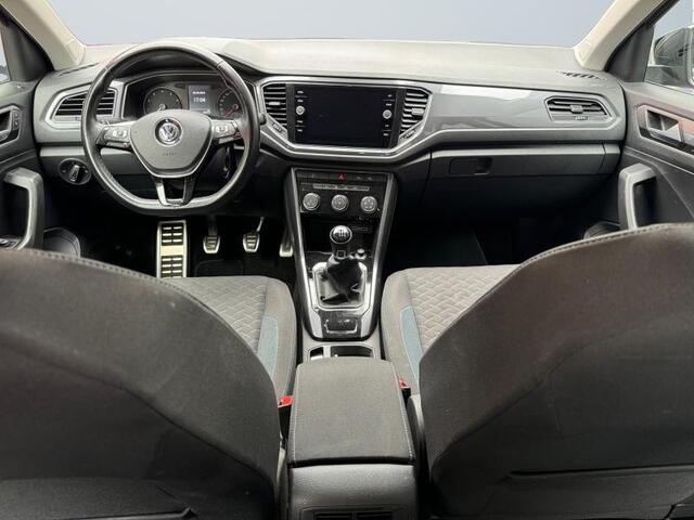 Volkswagen T-ROC CarplayCaméraAPS Av/ArClim auto