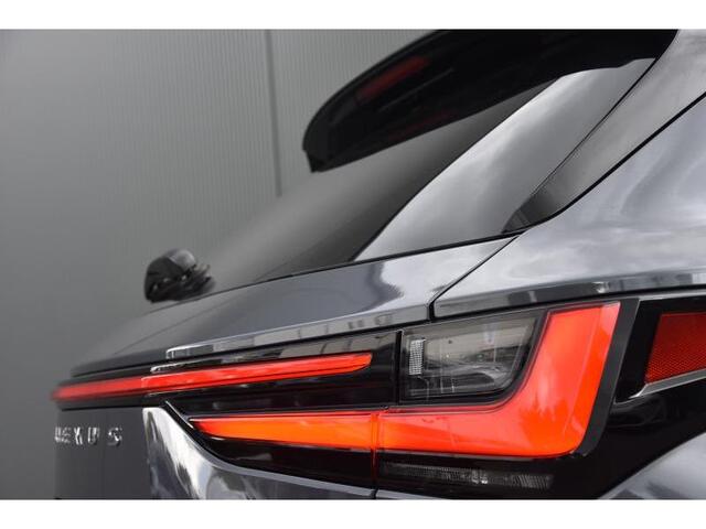 Lexus NX 450h PLUG-IN Privilege Line