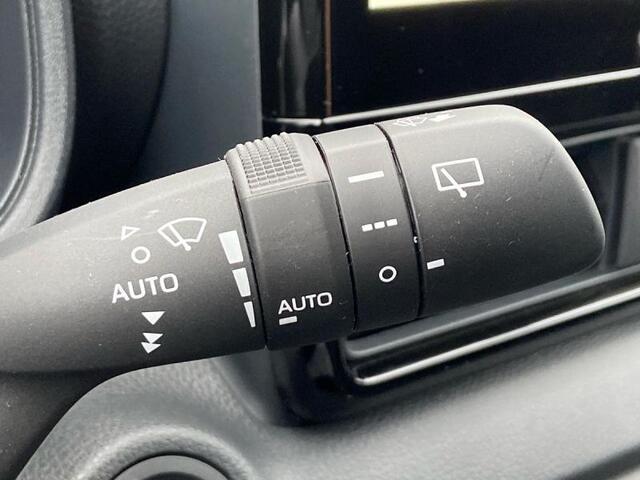 Toyota Yaris Style cam navi 17inch lichtmet