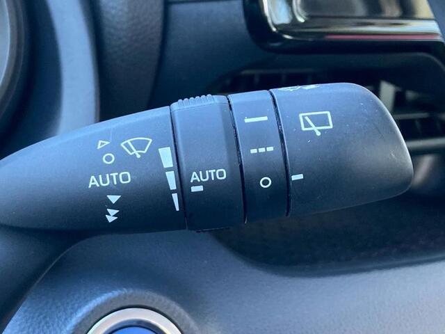 Toyota Yaris Iconic cam apple carplay/andro