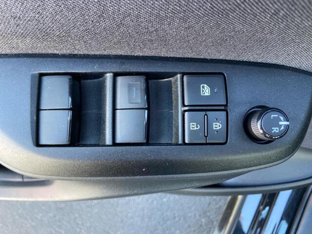 Toyota Yaris Iconic cam apple carplay/andro