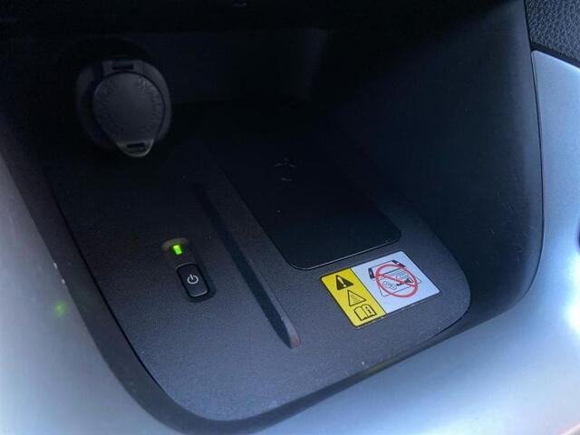 Toyota Yaris Iconic cam apple carplay/andro