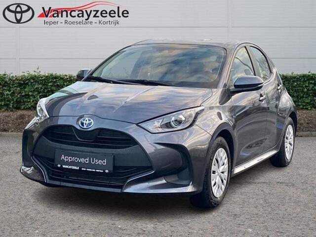 Toyota Yaris Dynamic cam apple carplay