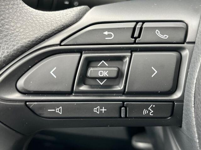 Toyota Yaris Dynamic cam bluetooth apple ca