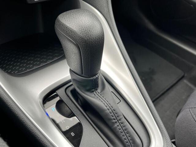 Toyota Yaris Dynamic cam bluetooth apple ca