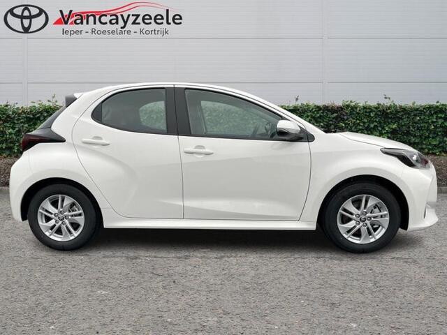 Toyota Yaris Dynamic cam bluetooth apple ca