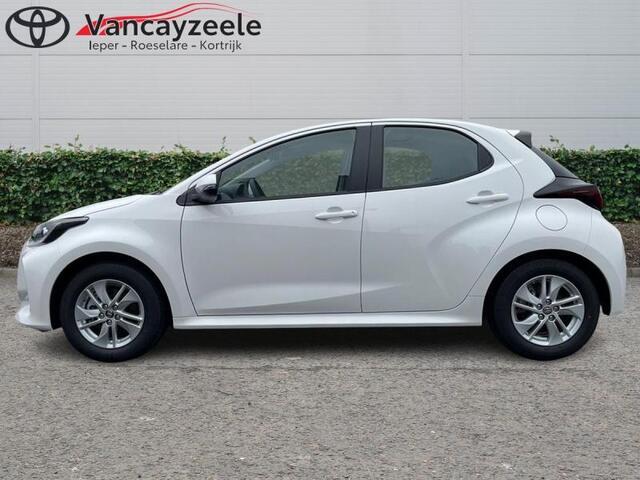 Toyota Yaris Dynamic cam bluetooth apple ca