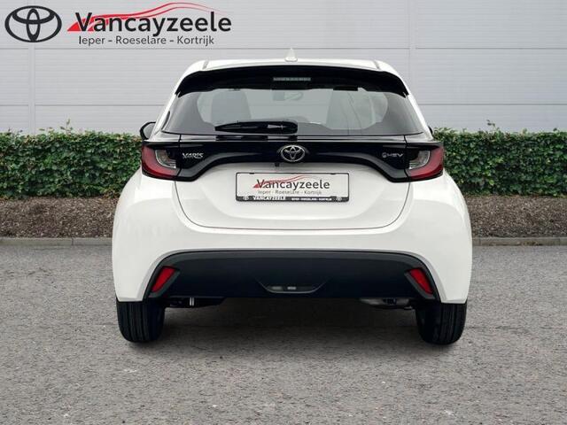 Toyota Yaris Dynamic cam bluetooth apple ca