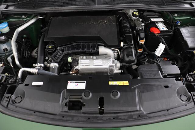 Peugeot 308 1.2 GT PURETECH EAT8 1.2 GT PURETECH EAT8 + CARPLAY + GPS + CAMERA + PDC + LEDER/ALCANTARA + ALU 18