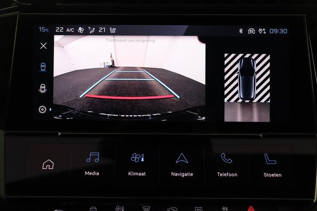 Peugeot 308 1.2 GT PURETECH EAT8 1.2 GT PURETECH EAT8 + CARPLAY + GPS + CAMERA + PDC + LEDER/ALCANTARA + ALU 18