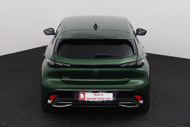 Peugeot 308 1.2 GT PURETECH EAT8 1.2 GT PURETECH EAT8 + CARPLAY + GPS + CAMERA + PDC + LEDER/ALCANTARA + ALU 18