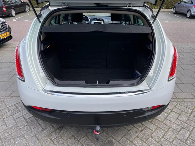 Lancia Delta 1.4-16V Platino 3e Eigenaar Trekhaak Pano NAP APK