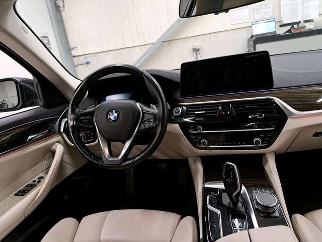 BMW 5-Serie 518 dA Berline Luxury LED-NAVI PRO-CUIR SPORT-DIGITAL